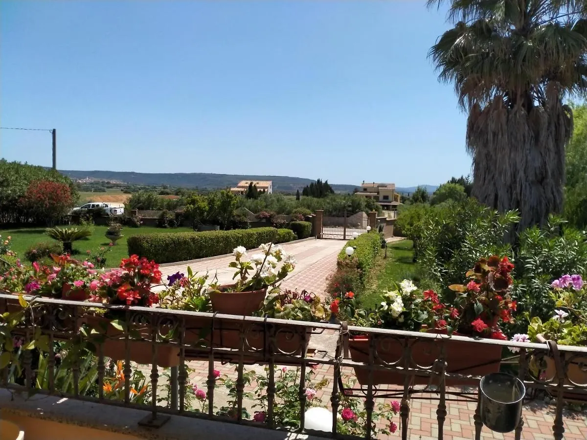 Le Rose Apartment Olmedo 0*,