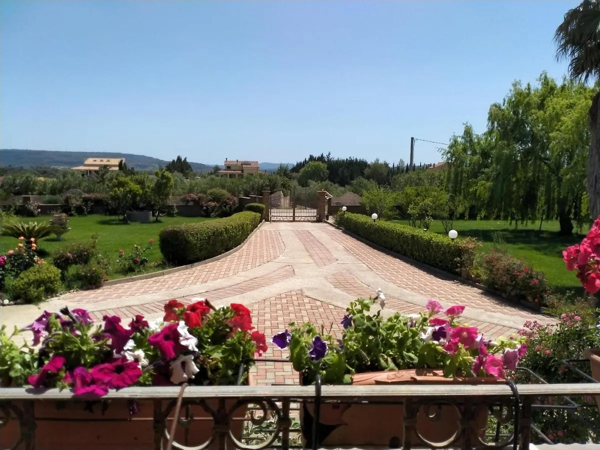 Le Rose Apartment Olmedo