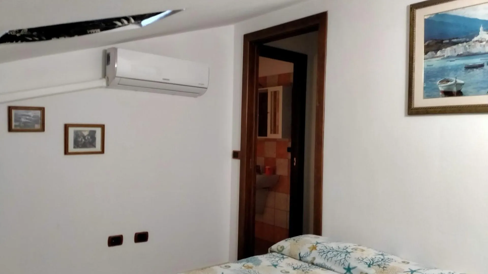 Le Rose Apartment Olmedo Italy
